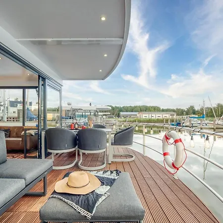 Hausboot Chalet Am Holiday home Peenemunde